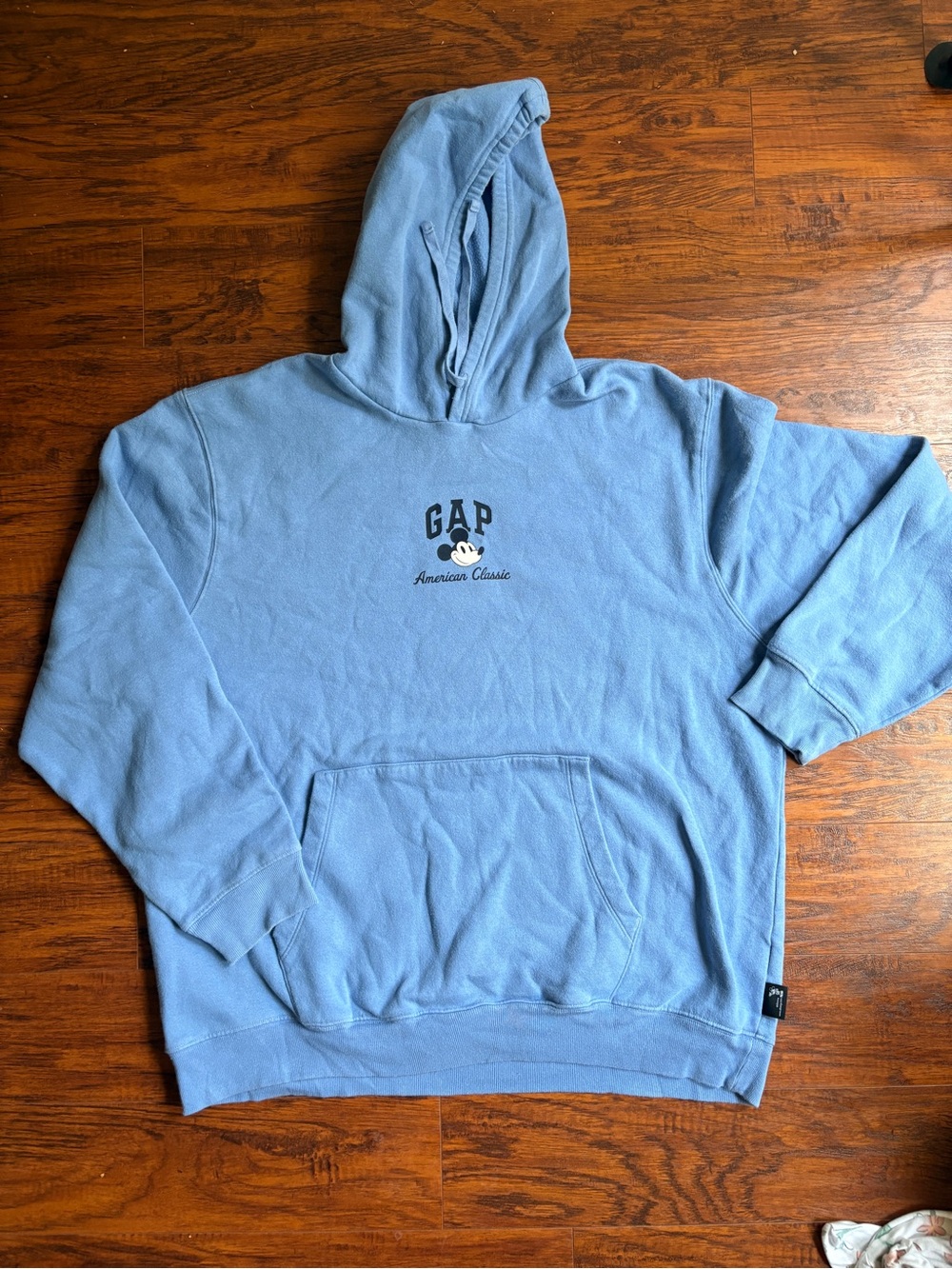 Gap x Disney men’s hoodie